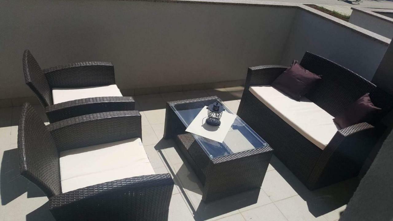 Apartments Venerea 宁 外观 照片